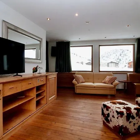 Skilounge Direkt Beim Skilift * Zürs