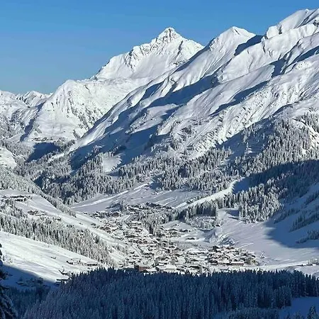Skilounge Direkt Beim Skilift Zürs